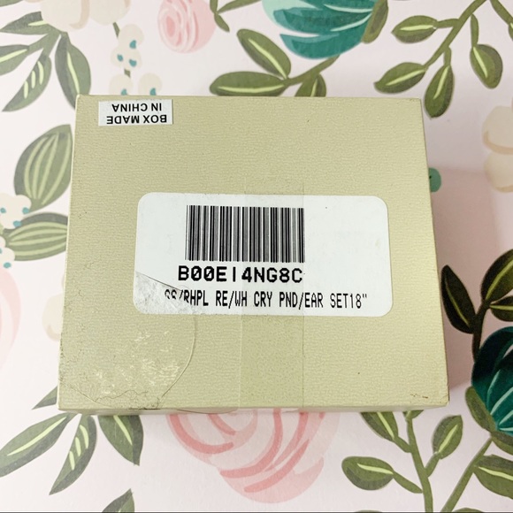 Swarovski Crystal Necklace & Earring Set - Picture 4 of 5